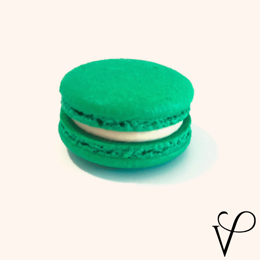 Macaron with key lime pie filling